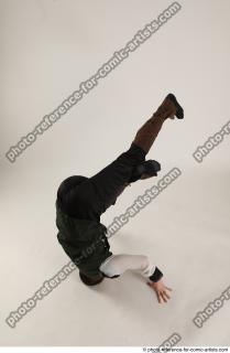 27 2019 01 KEETA BBOY POSE